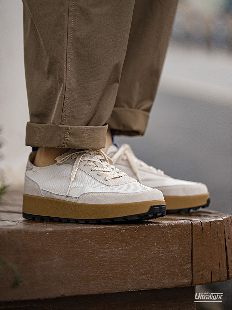 Men’s Vintage-Inspired Color-Pop Low-Top Sneakers
